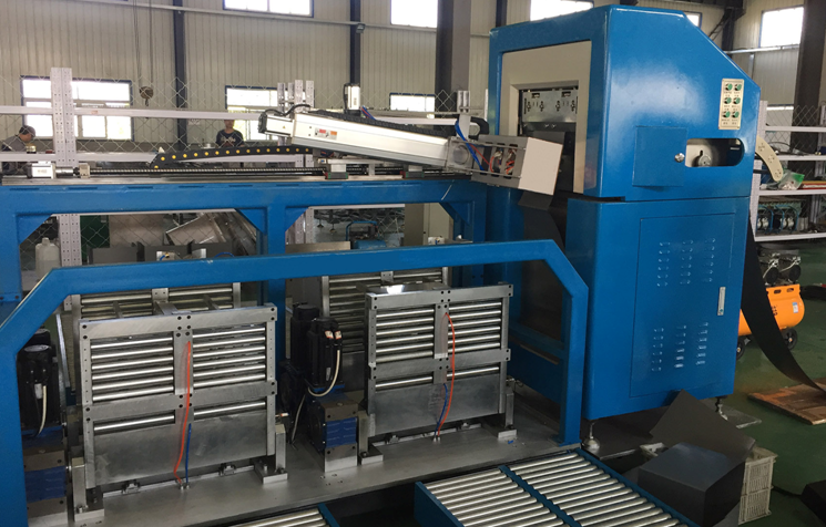 automatic distributed gap wound core forming machine